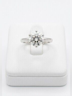 925 Sterling Silver [1ct] Moissanite Solitaire Round-Cut Ring [6-8]